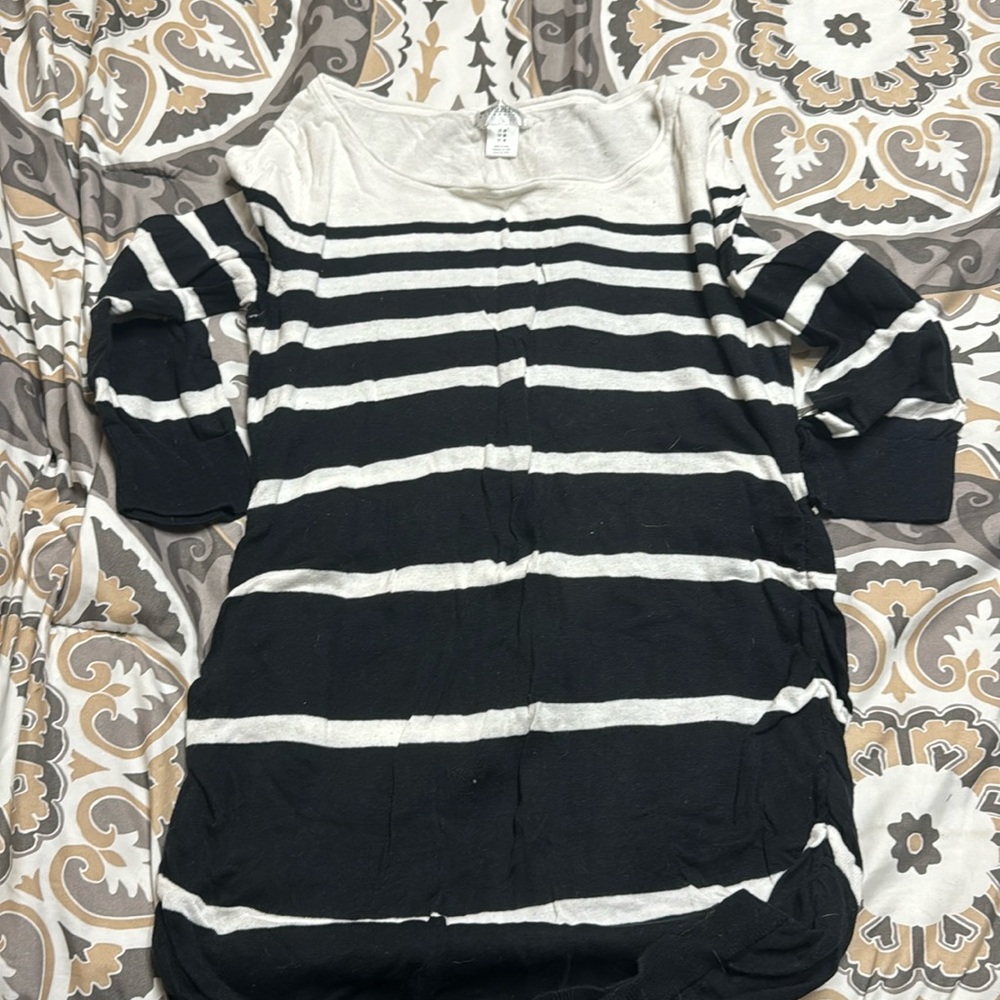 Maternity sweater